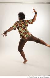 Garson DANCING POSE KRUMP